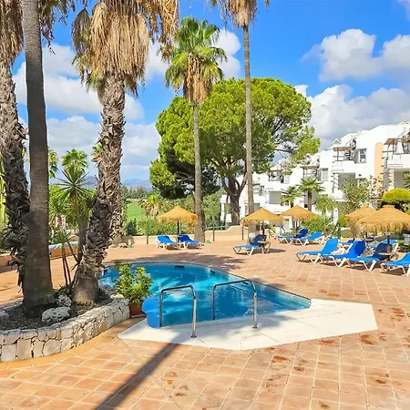 1 Bedroom Cozy In Mijas Golf Santa Fe de los Boliches